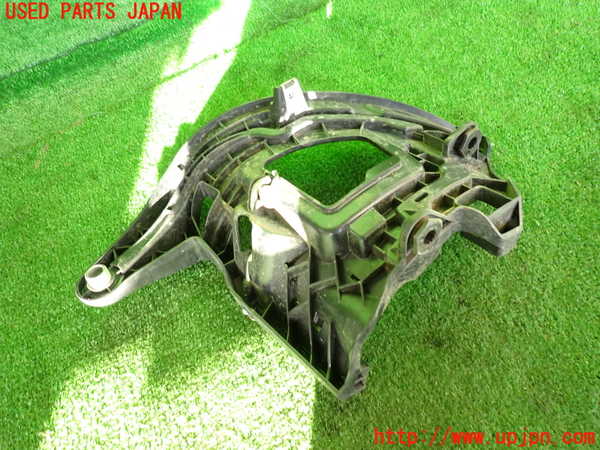 2UPJ-32321142]VW ザ･ビートル(16CPL)左ヘッドライトリム 中古_m0002.jpg