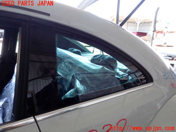 2UPJ-32321382]VW ザ･ビートル(16CPL)左クォーターガラス (43R-004670) 中古_m0001.jpg