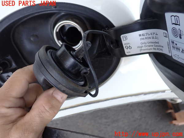 2UPJ-32321690]VW ザ･ビートル(16CPL)フューエルリッド 中古_m0003.jpg