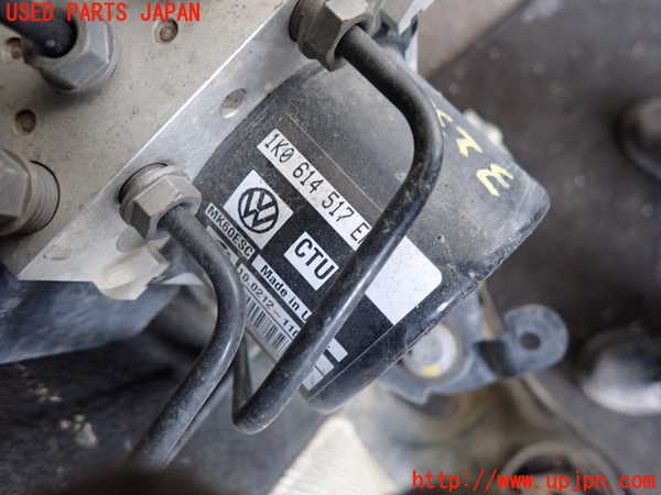 2UPJ-32324040]VW ザ･ビートル(16CPL)ABSアクチュエーター 中古_m0002.jpg