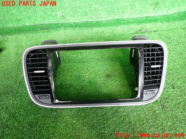2UPJ-32327526]VW ザ･ビートル(16CPL)エアコン吹き出し口1 (真中) 中古_m0001.jpg