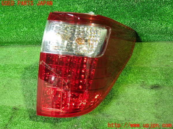 1UPJ-32331530]アルファードハイブリッド(ATH20W)右テールランプ 中古_m0001.jpg
