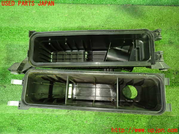 1UPJ-32332560]アルファードハイブリッド(ATH20W)エアクリーナーボックス 中古_m0003.jpg