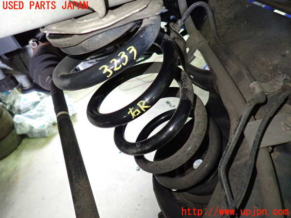 1UPJ-32335100]アルファードハイブリッド(ATH20W)右リアスプリング 中古_m0001.jpg