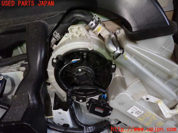 1UPJ-32336082]アルファードハイブリッド(ATH20W)エバポレーター2 (リヤ) 中古_m0002.jpg