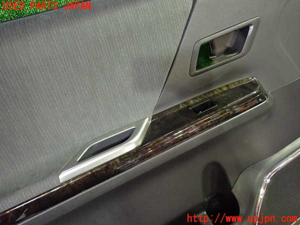 1UPJ-32331264]アルファードハイブリッド(ATH20W)左前ドア内張り 中古_m0002.jpg