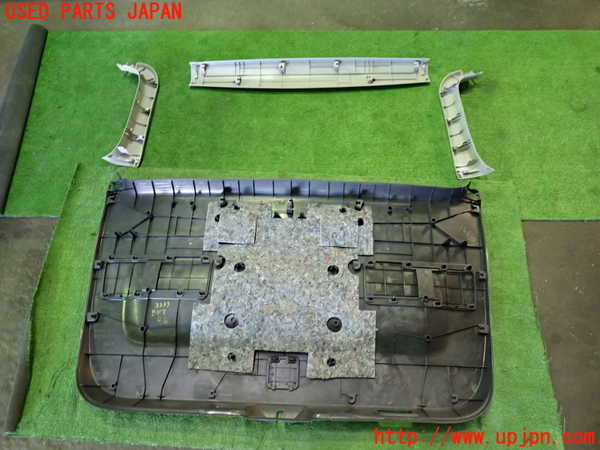 1UPJ-32331578]アルファードハイブリッド(ATH20W)バックドア内張り 中古_m0004.jpg