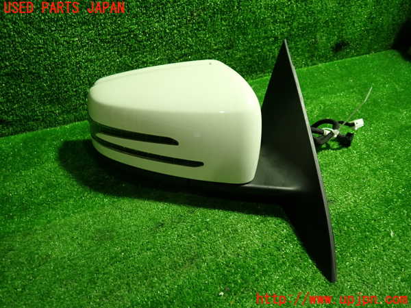 1UPJ-32341210]ベンツ CLA250 4MATIC(117346 C117)右ドアミラー 中古_m0003.jpg