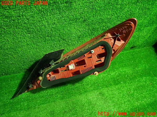 1UPJ-32341536]ベンツ CLA250 4MATIC(117346 C117)左テールランプ 中古_m0003.jpg