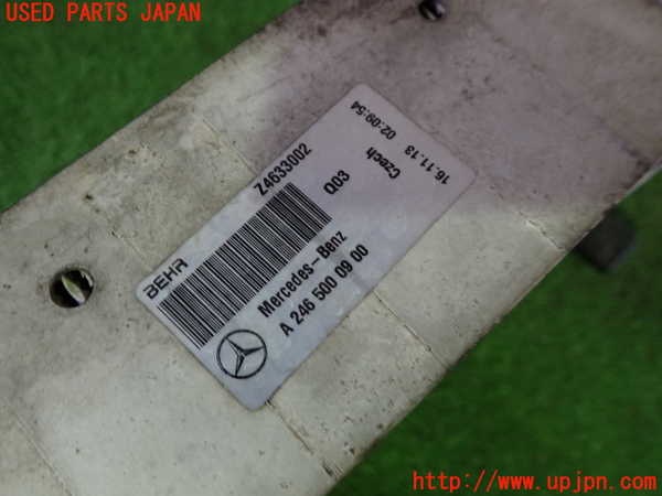 1UPJ-32342451]ベンツ CLA250 4MATIC(117346 C117)インタークーラー1 中古_m0002.jpg