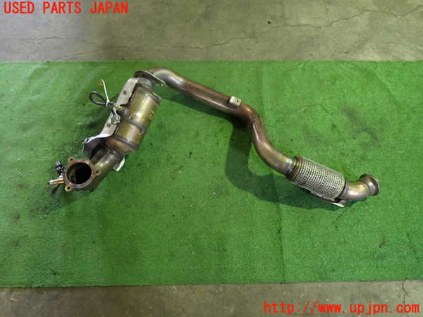 1UPJ-32342661]ベンツ CLA250 4MATIC(117346 C117)触媒1 中古_m0004.jpg