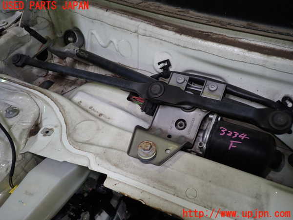 1UPJ-32346770]ベンツ CLA250 4MATIC(117346 C117)フロントワイパーモーター 中古_m0002.jpg