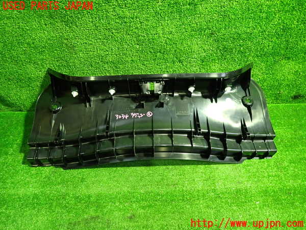 1UPJ-32347772]ベンツ CLA250 4MATIC(117346 C117)ラゲッジトレイ2 中古_m0004.jpg