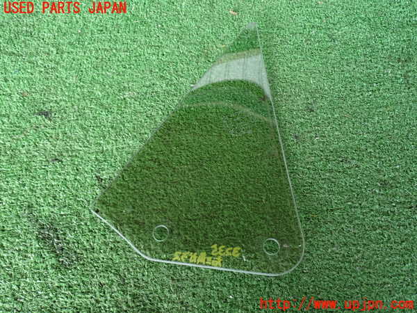 2UPJ-32351200]GR86(BRZ)(ZN8)右フロント三角窓ガラス 中古(43R-00122 M2H3)_m0003.jpg