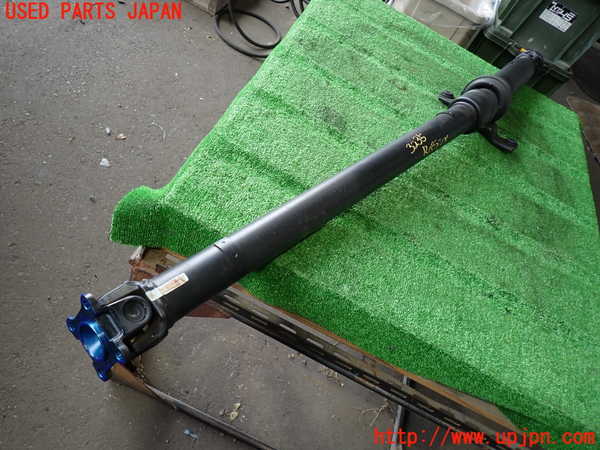 2UPJ-32353410]GR86(BRZ)(ZN8)リアプロペラシャフト 中古_m0002.jpg