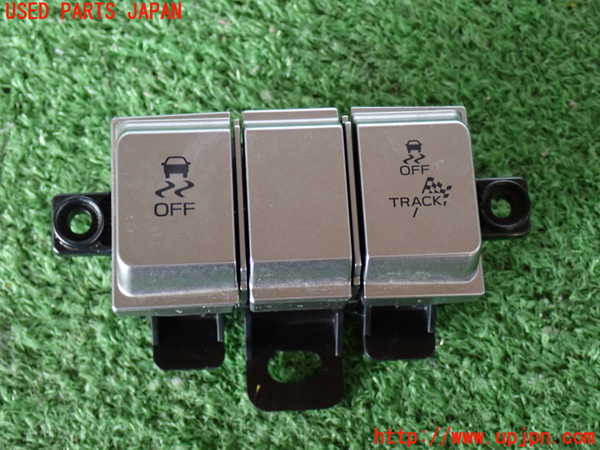 2UPJ-32356306]GR86(BRZ)(ZN8)スイッチ1 (VSC OFF) 中古_m0001.jpg