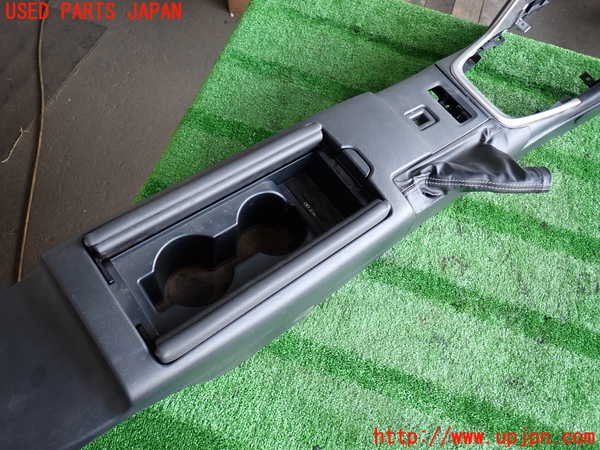 2UPJ-32357540]GR86(BRZ)(ZN8)センターコンソール 中古_m0003.jpg
