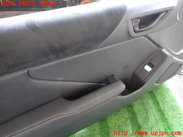 2UPJ-32351264]GR86(BRZ)(ZN8)左ドア内張り 中古_m0003.jpg