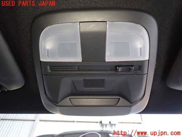 2UPJ-32356411]GR86(BRZ)(ZN8)ルームランプ1 (1列目真中) 中古_m0001.jpg