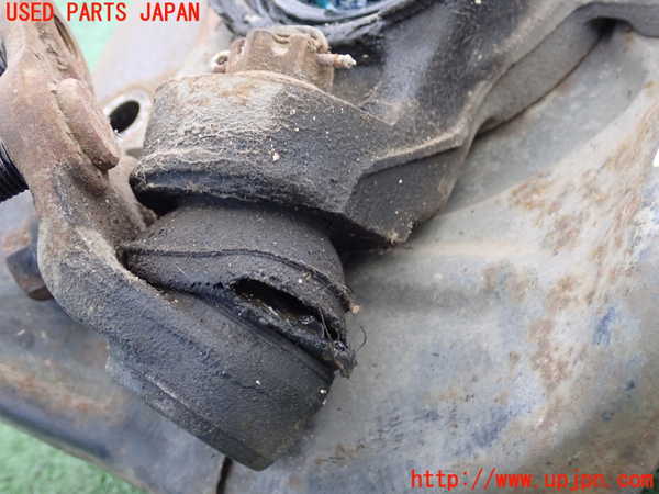 2UPJ-32364290]カローラ レビン(AE92)右フロントナックルハブ 中古_m0003.jpg