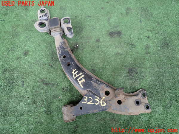 2UPJ-32365186]カローラ レビン(AE92)左フロントロアアーム1 中古_m0001.jpg