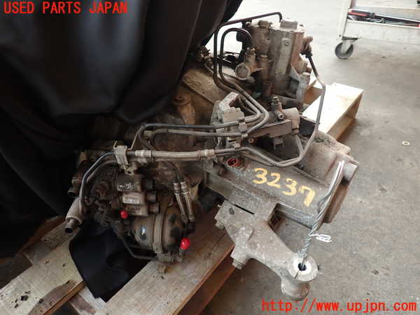 2UPJ-32373010]アルファロメオ・156 GTA(932AXB)ミッション AT 932A000 中古_m0001.jpg