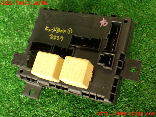 2UPJ-32376741]アルファロメオ・156 GTA(932AXB)ヒューズボックス1 中古_m0002.jpg