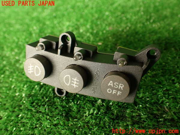 2UPJ-32376295]アルファロメオ・156 GTA(932AXB)フォグスイッチ 中古_m0001.jpg