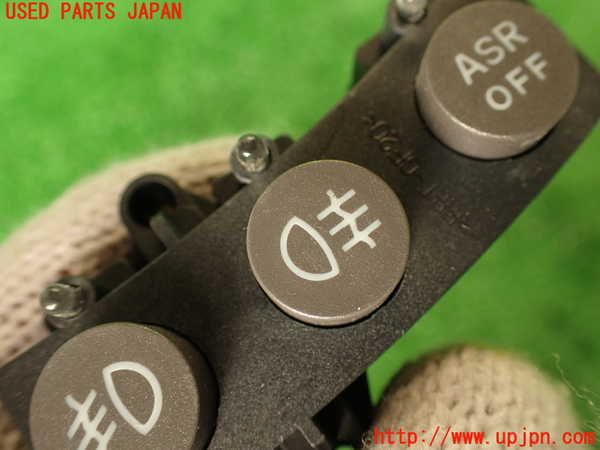 2UPJ-32376295]アルファロメオ・156 GTA(932AXB)フォグスイッチ 中古_m0002.jpg