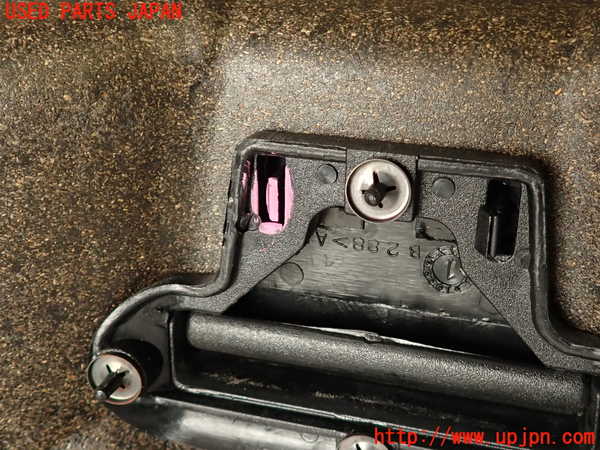 2UPJ-32377761]アルファロメオ・156 GTA(932AXB)トノカバー1 中古_m0005.jpg