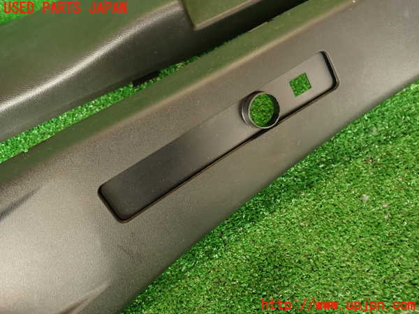 2UPJ-32377670]アルファロメオ・156 GTA(932AXB)左センターピラートリム 中古_m0002.jpg