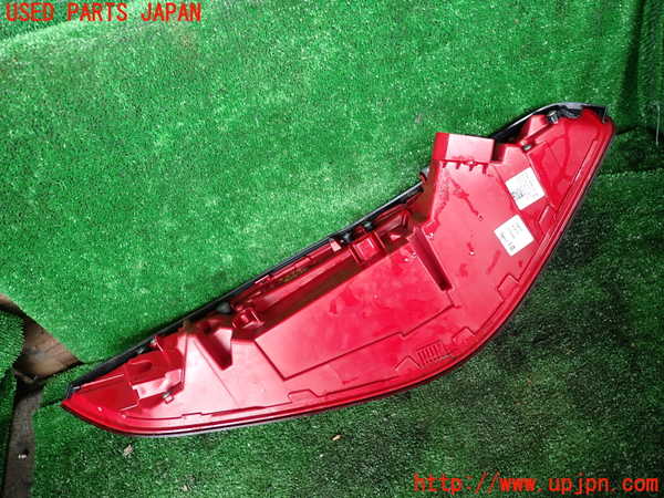 1UPJ-32381530]ポルシェ・パナメーラ S E-ハイブリッド(970CGEA)右テールランプ 中古_m0002.jpg