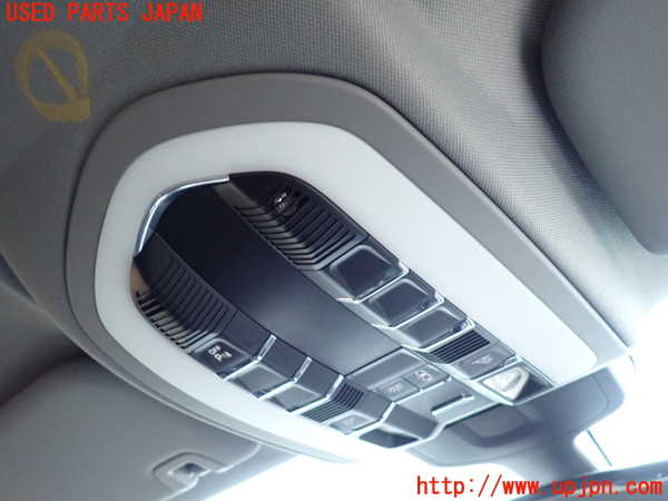 1UPJ-32386411]ポルシェ・パナメーラ S E-ハイブリッド(970CGEA)ルームランプ1 (1列目) 中古_m0001.jpg