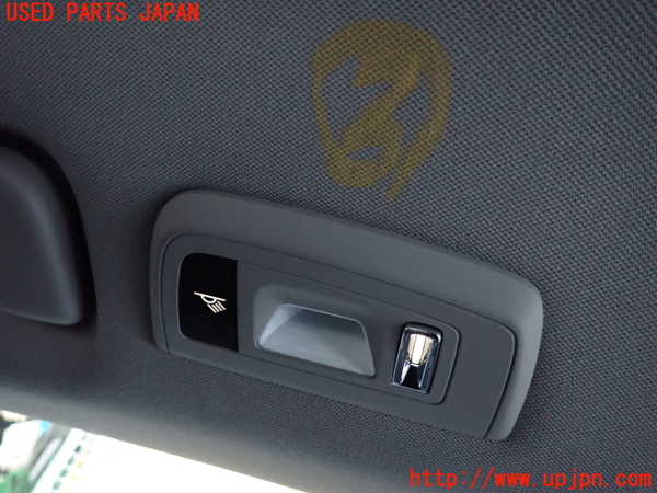 1UPJ-32386413]ポルシェ・パナメーラ S E-ハイブリッド(970CGEA)ルームランプ3 (2列目左) 中古_m0001.jpg