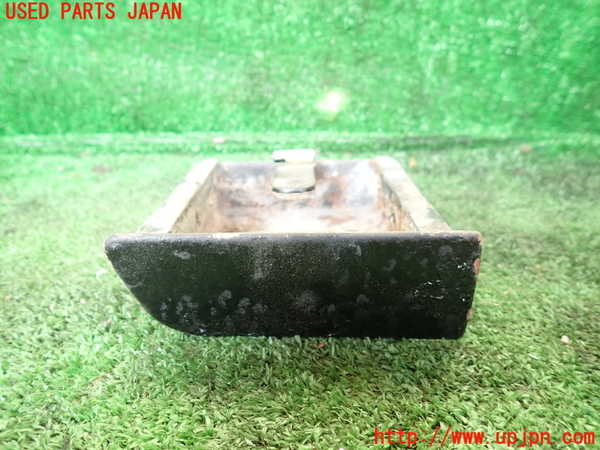 1UPJ-32397821]三菱ジープ(J59)灰皿1 中古_m0001.jpg