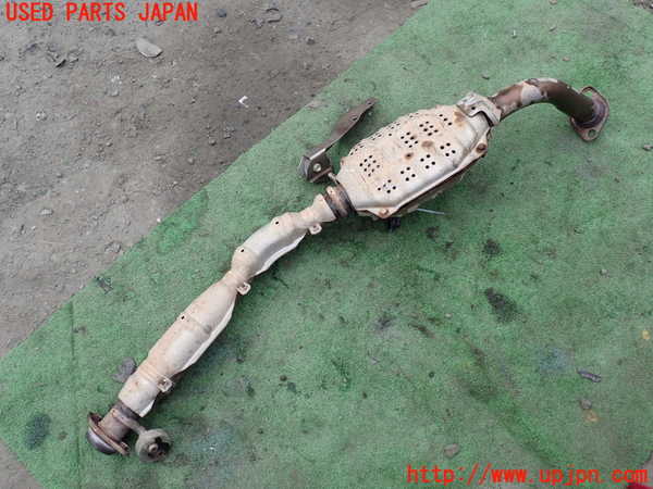 1UPJ-32402661]ジムニー シエラ(JB43W)触媒1 中古_m0002.jpg