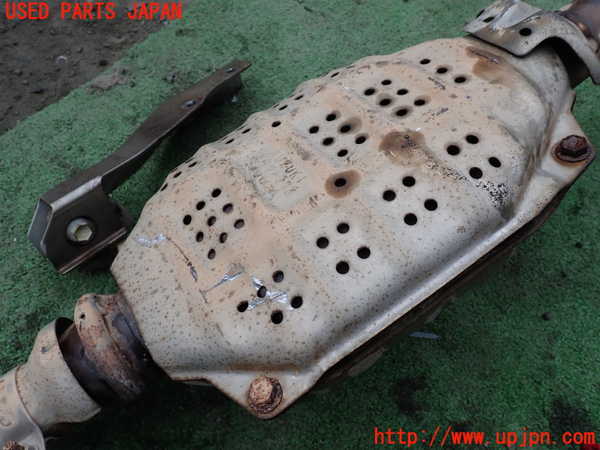 1UPJ-32402661]ジムニー シエラ(JB43W)触媒1 中古_m0003.jpg