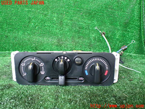 1UPJ-32406066]ジムニー シエラ(JB43W)エアコンスイッチ1 中古_m0001.jpg