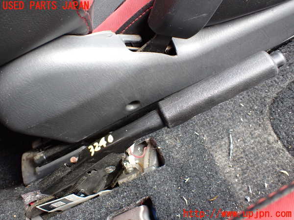 1UPJ-32407550]ジムニー シエラ(JB43W)サイドブレーキレバー 中古_m0001.jpg