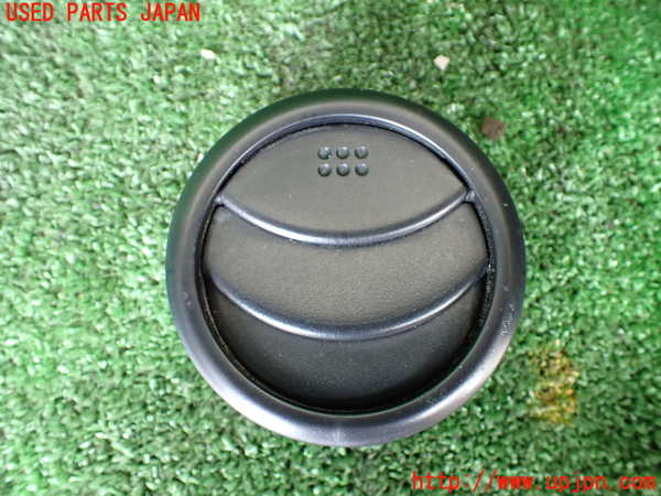 1UPJ-32407528]ジムニー シエラ(JB43W)エアコン吹き出し口3 (左) 中古_m0001.jpg