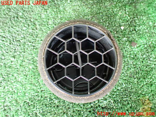 1UPJ-32407528]ジムニー シエラ(JB43W)エアコン吹き出し口3 (左) 中古_m0003.jpg
