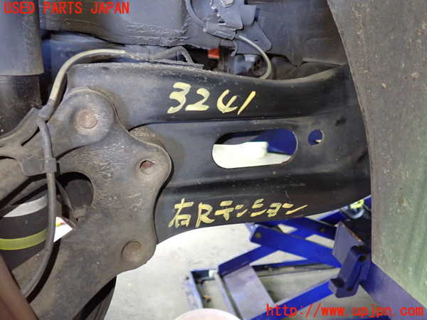 1UPJ-32415325]ヴェルファイアハイブリッド(AYH30W)右リアテンションロッド 中古_m0001.jpg
