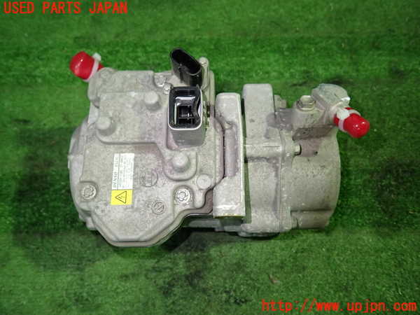 1UPJ-32416025]ヴェルファイアハイブリッド(AYH30W)エアコンコンプレッサー 中古_m0001.jpg
