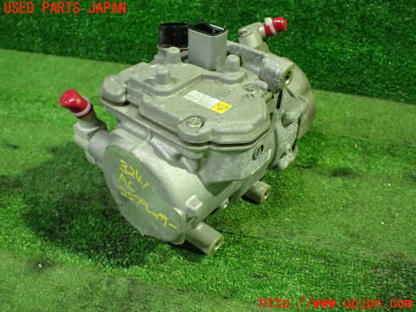 1UPJ-32416025]ヴェルファイアハイブリッド(AYH30W)エアコンコンプレッサー 中古_m0002.jpg