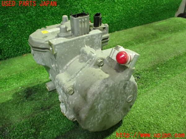 1UPJ-32416025]ヴェルファイアハイブリッド(AYH30W)エアコンコンプレッサー 中古_m0003.jpg