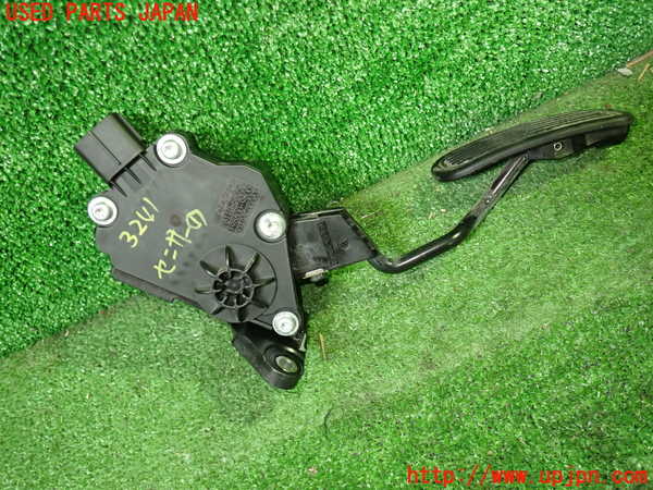 1UPJ-32416381]ヴェルファイアハイブリッド(AYH30W)センサー1 (アクセルペダル) 中古_m0003.jpg