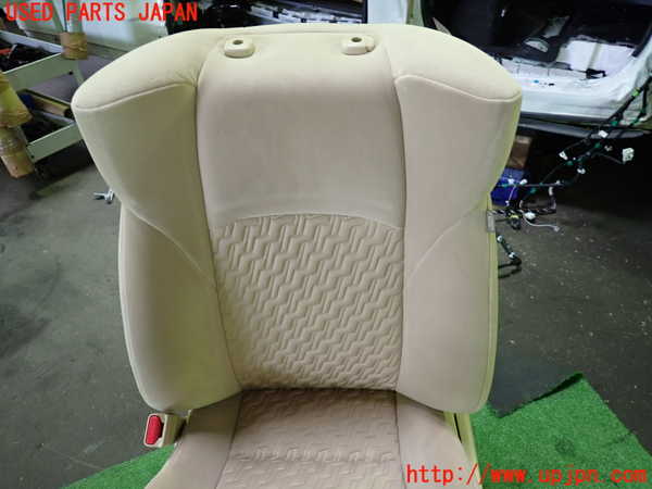1UPJ-32417065]ヴェルファイアハイブリッド(AYH30W)助手席シート 中古_m0002.jpg