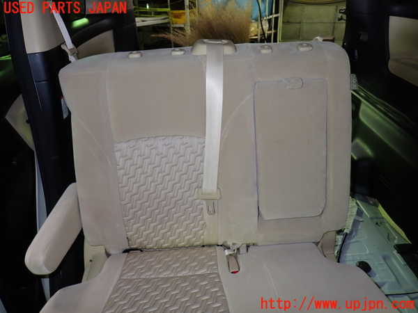 1UPJ-32417145]ヴェルファイアハイブリッド(AYH30W)右2列目シート 中古_m0002.jpg