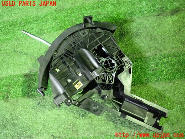 1UPJ-32417555]ヴェルファイアハイブリッド(AYH30W)ATシフトレバー 中古_m0003.jpg