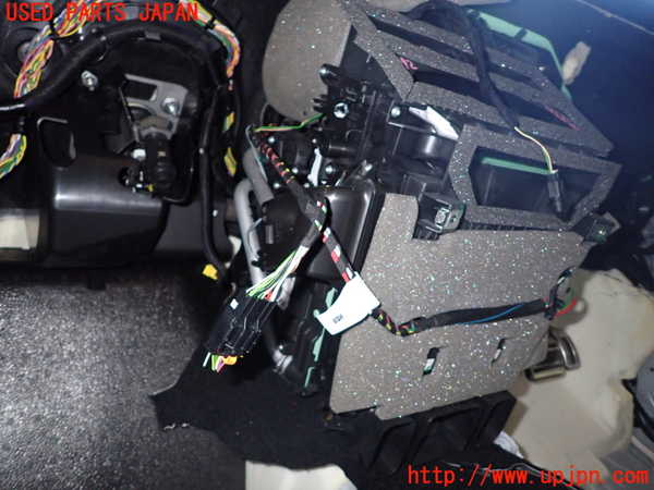 1UPJ-32426081]プジョー・308(P51HN05)エバポレーター1 中古_m0002.jpg